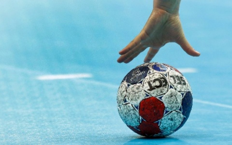 Русия стартира с победа на Световното по хандбал