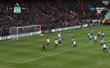 Тотнъм поведе на Суонси със спорна дузпа