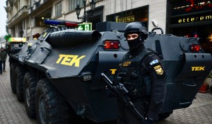 След трагедията в Берлин: БТР-и по улиците в Будапеща