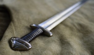 Археолози откриха меч на 2300 години