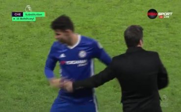 Всичко отново е цветя и рози между Коста и Конте