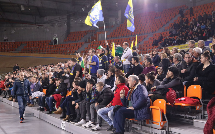 Марица падна с 0:4 във волейболна контрола