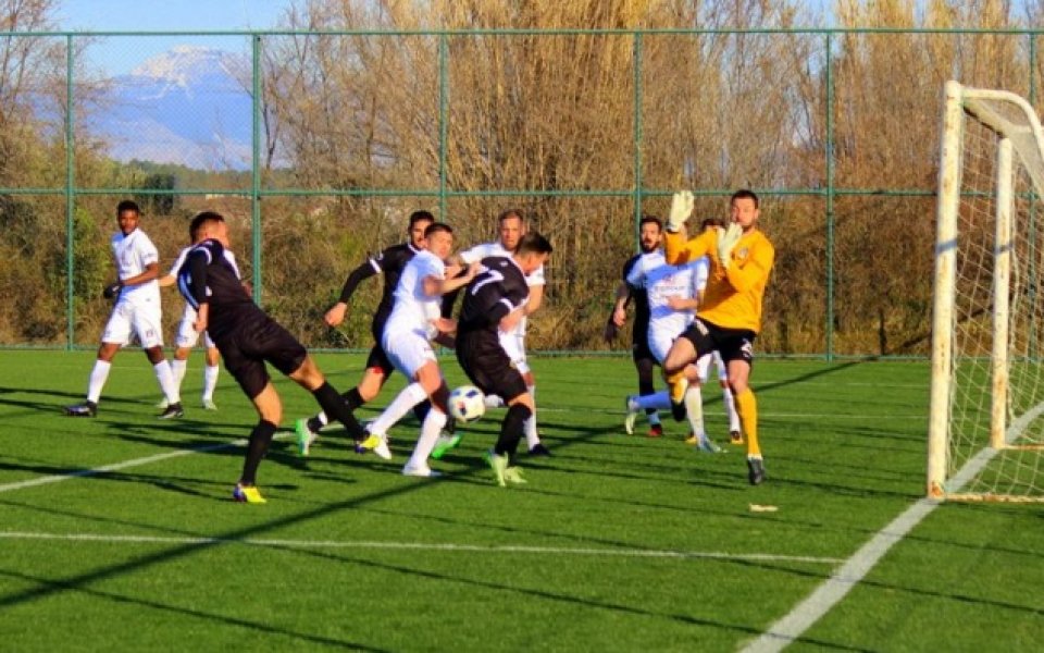 Локо Пловдив с реми срещу Словачко, Камбуров се разписа