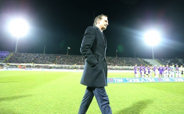 Пратиха Алегри за наследник на Венгер при нова титла на Юве