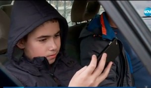 Пак агресия на пътя, мъж троши кола с метална тръба