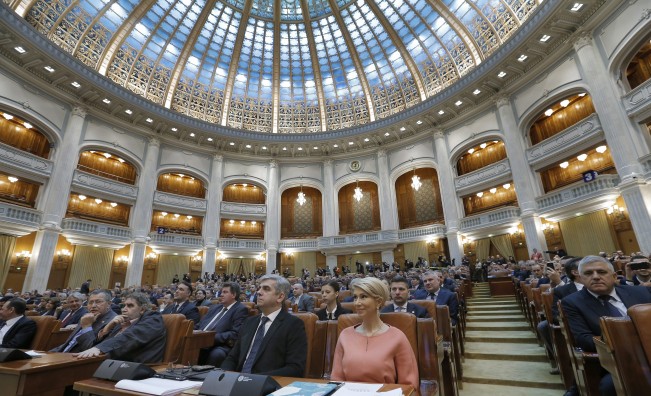 Политическата криза в Румъния току що ескалира