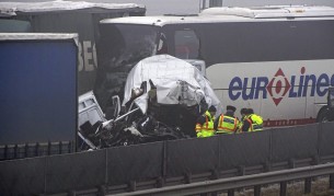 Трима българи в Унгария в критично състояние