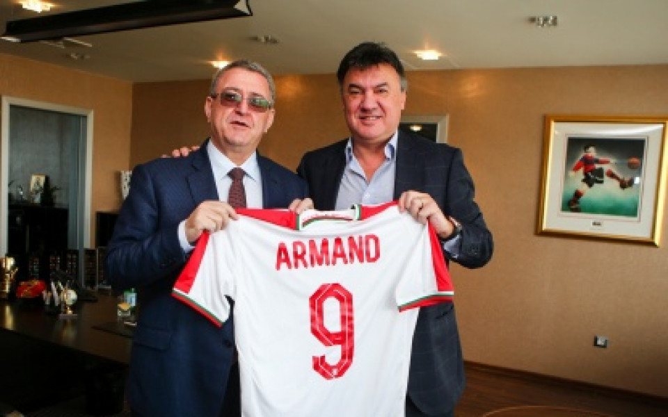Боби Михайлов прие шефа на албанския футбол
