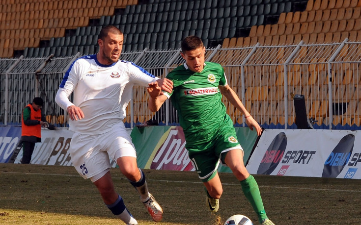 Нефтохимик запрати Монтана към Втора лига