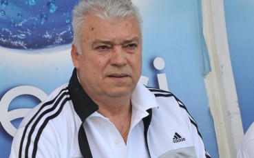 Легендата на българския футбол Христо Бонев днес направи дарение в размер на
