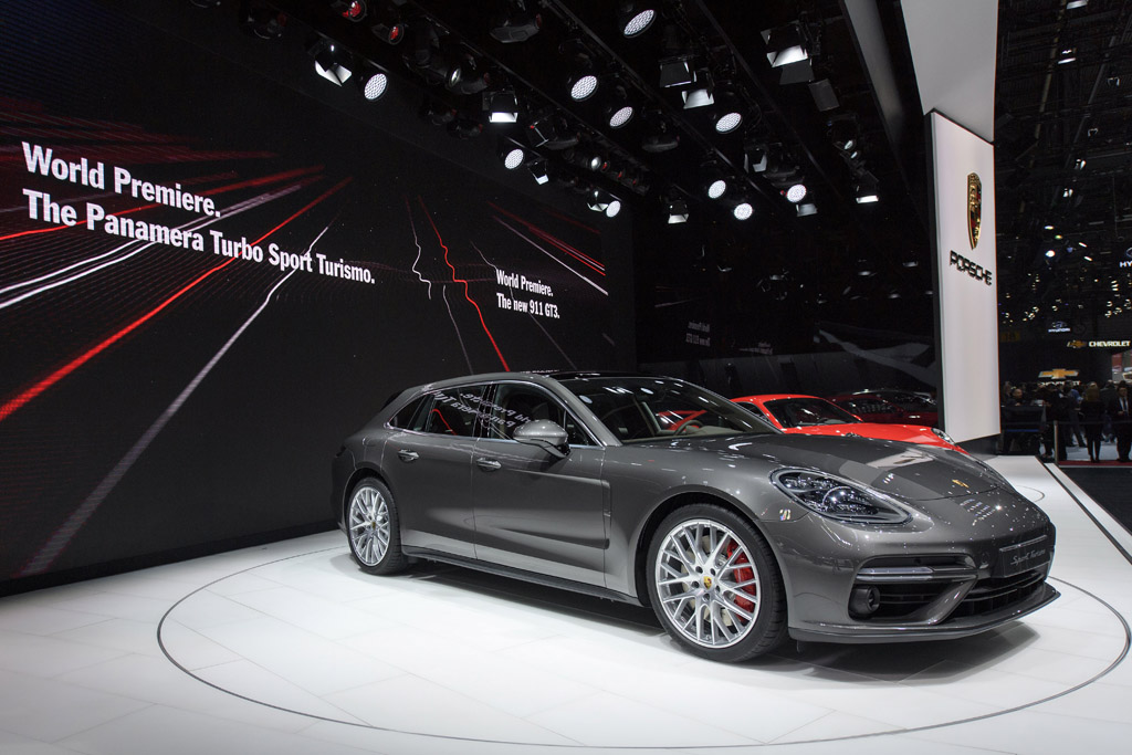 Porsche Panamera Turbo Sport Turismo