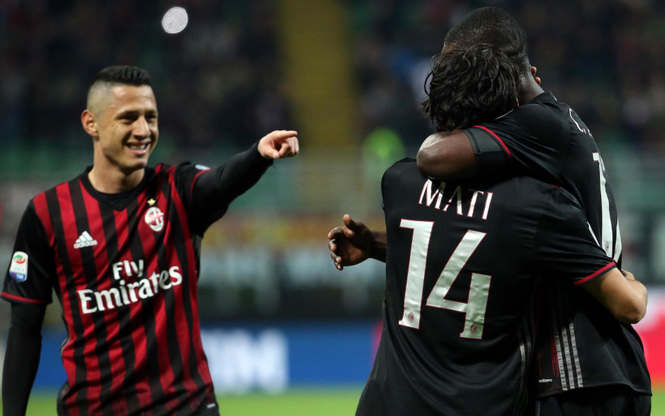 Мати вкара първия си гол за Милан, „росонерите” биха