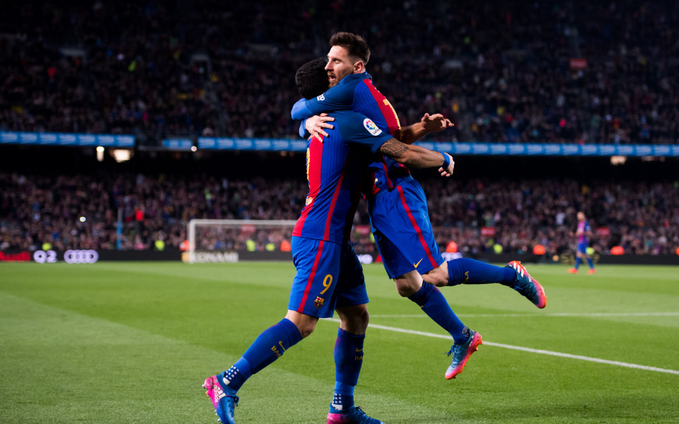 Перфектен Меси помогна на Барселона в луд мач с Валенсия