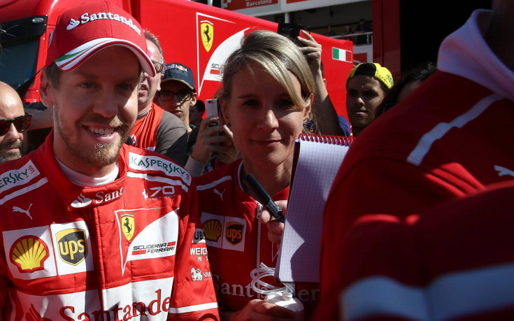 Лауда: Фетел не влиза в плановете на Мерцедес