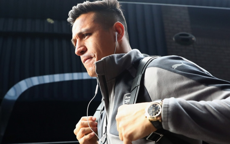 Ман Сити прави Алексис Санчес най-добре платения играч в Премиършип