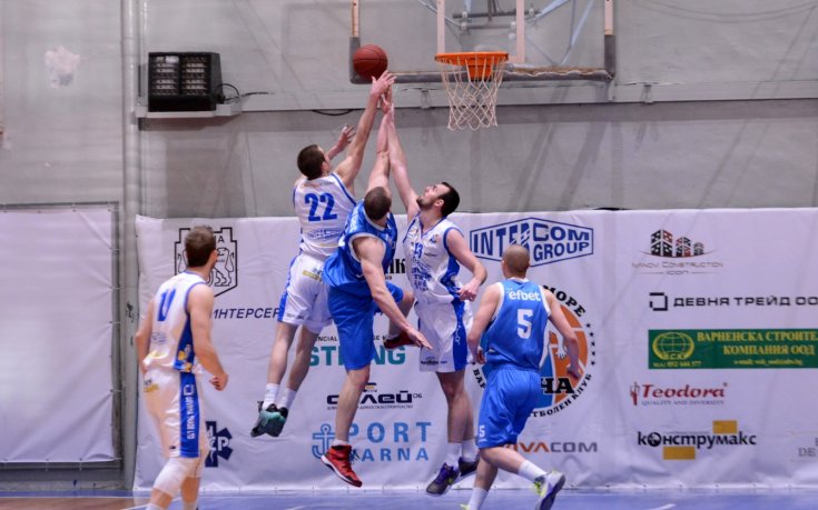 Левски и Рилски спортист с победи в Балканската лига