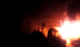 Автомобили горят като факли в София