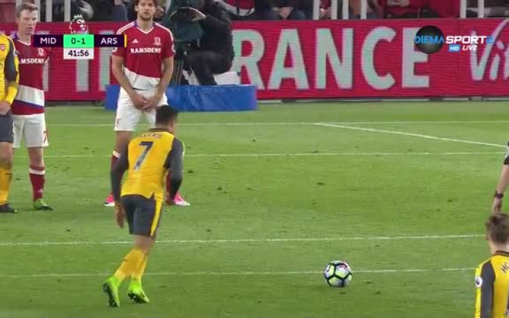 Магията на Алексис посече Боро в дома му