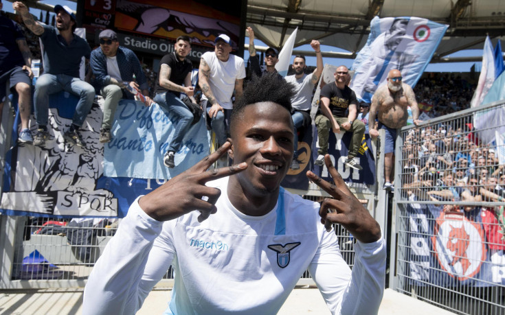 Ас на Лацио отхвърли спекулациите за Севиля