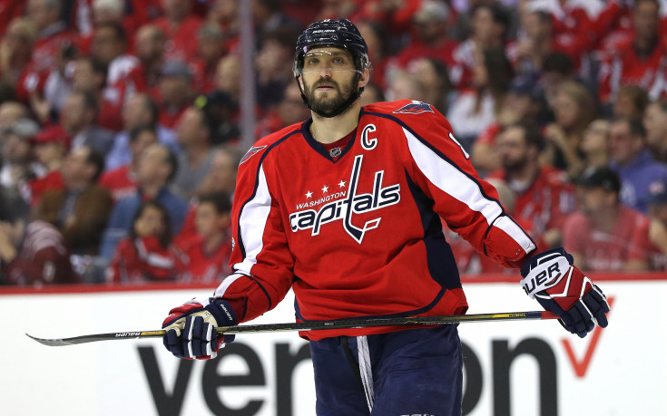 За седми път: Овечкин триумфира с приза 