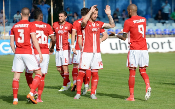 Белчев определи група от 20 човека за дербито с Левски