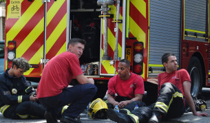 Двама българи потърсили помощ след огромния пожар в Лондон