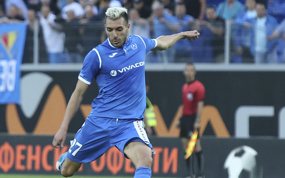 Футболистът на Сасуоло Мехди Бурабия попада в трансферните планове на