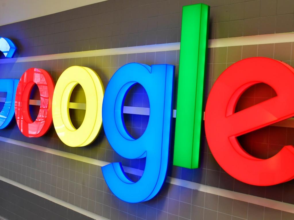 Руски съд глоби Google с 2 5 децилиона долара за