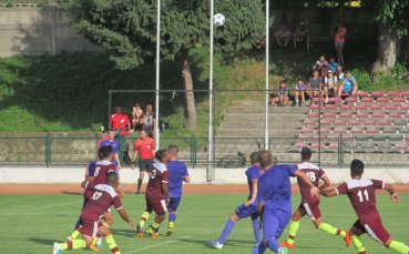 Етър вкара седем на венецуелски национали