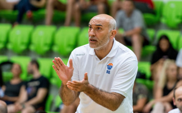 Старши треньорът на Берое Любомир Минчев обяви че напуска тима