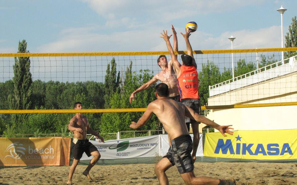 Филипов и Христов се върнаха с титла от Beach Volley Mania в Козлодуй