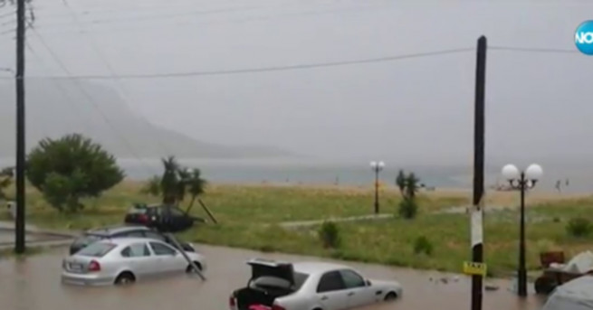 Истинско бедствие причини циклонът Медуза на гръцкия полуостров Халкидики където