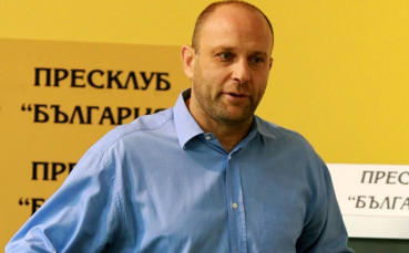 Тити Папазов пое националния отбор за мъже до 20 г.