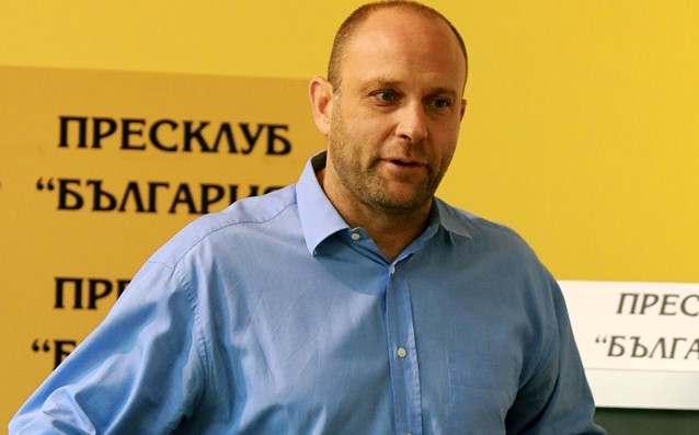 Тити Папазов бе назначен за старши треньор на мъжкия национален