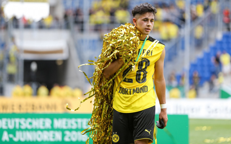 Борусия поема обучението на тежко контузен талант