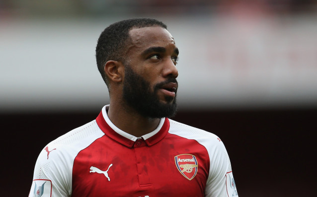 Александър Лаказет разкри че е станал нападател заради майка си