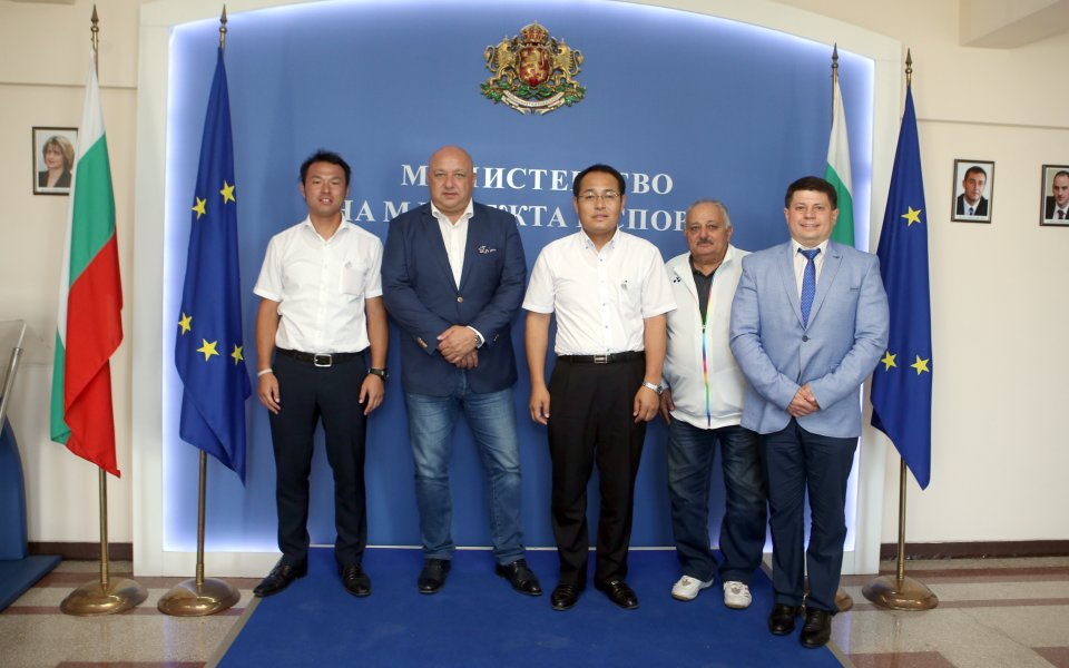Япония покани български олимпийци на подготовка