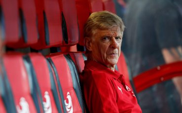 Венгер не иска Барселона във Висшата лига