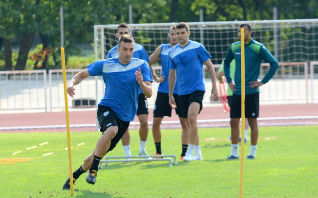 Отборът на Черно море започна подготовка за предстоящия мач от