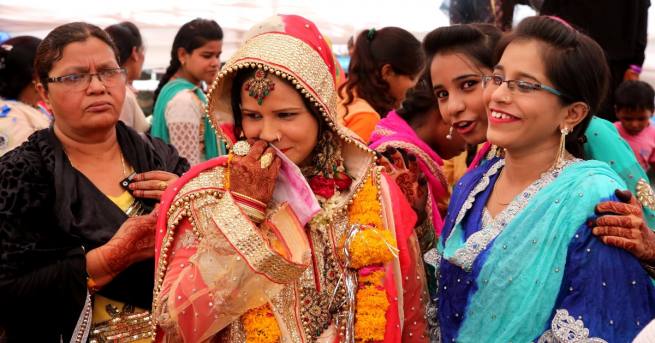 Върховният съд в Индия определи практикта на незабавен развод в