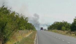 Пламна камион с газови бутилки, затвориха пътя Пловдив-Карлово