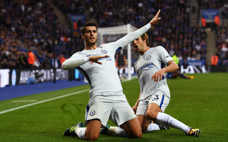 Азар се забавлява с Мората: Вземи да вкараш с крак!