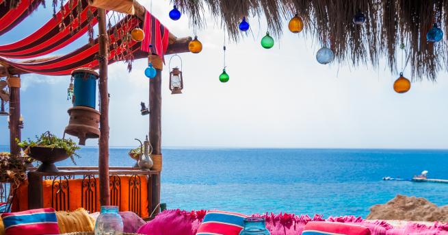 Шарм ел Шейх е курортен град в Египет и пристанище