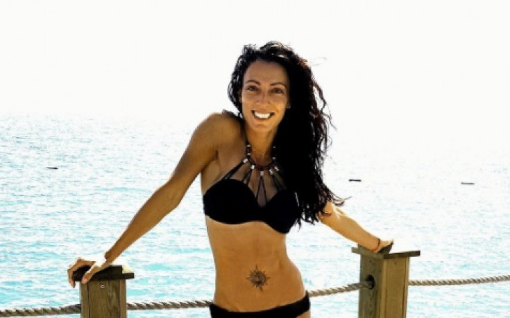 Ивет сияе край морето