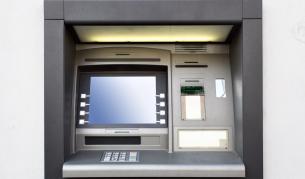 Арестуваха трима при опит да оберат банкомат в София