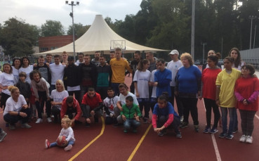 Ботев подкрепи благородна кауза