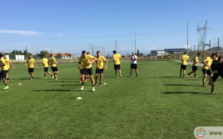 Ботев тренира без капитана си