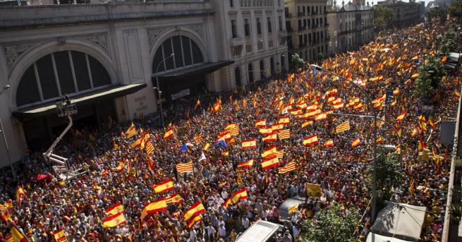Над един милион души участват в шествието в Барселона против