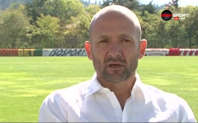 Наставникът на Пирин Благоевград Милен Радуканов сподели че мечтае в