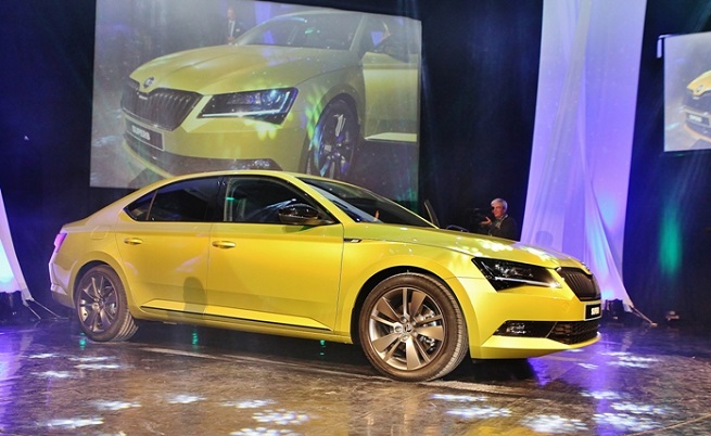  Skoda Superb Sportline 